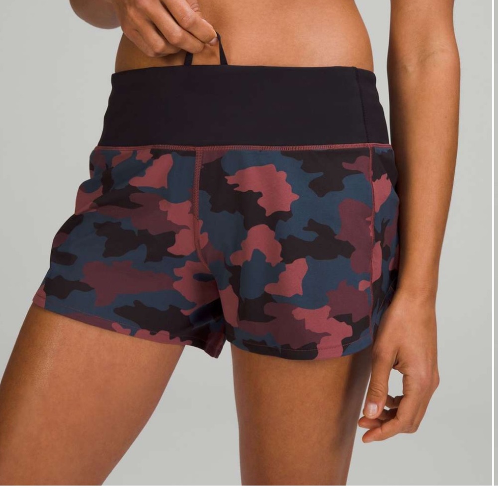 Lululemon Speed Up Mid-Rise Lined Short 4"